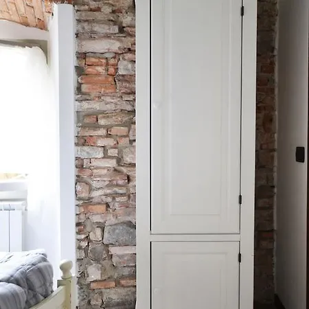 La Torre House Гостьовий будинок