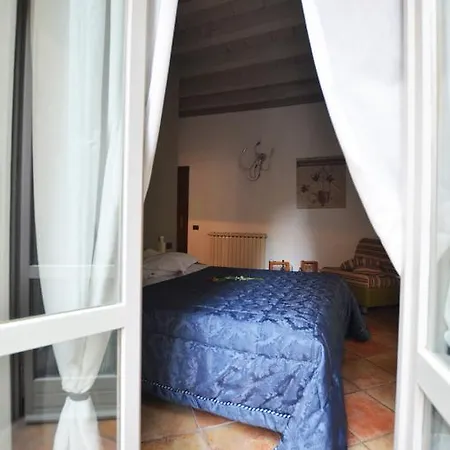 בית הארחה La Torre House 3*