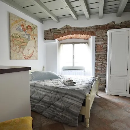 La Torre House 2*
