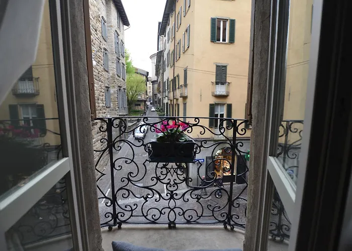 Vendégház La Torre House Bergamo